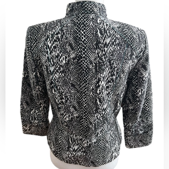 Musette Snake Skin Pattern Jacket Lined Ruched Sleeve Size 6 - Picture 3 of 5